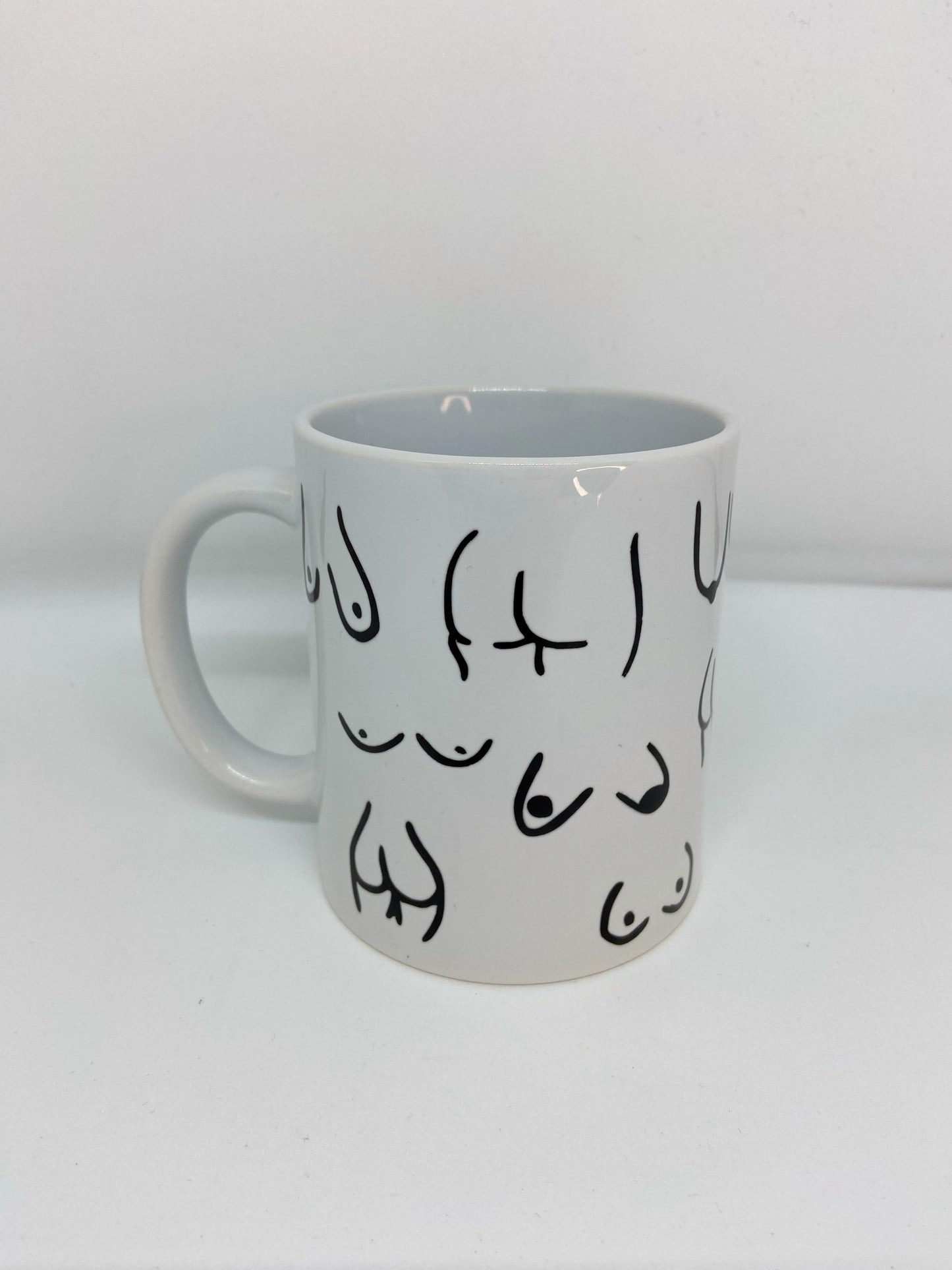 Kaffekrus med numser og bryster design