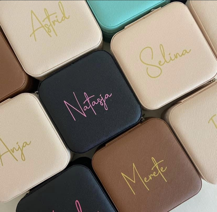 Personalized jewelry box with name