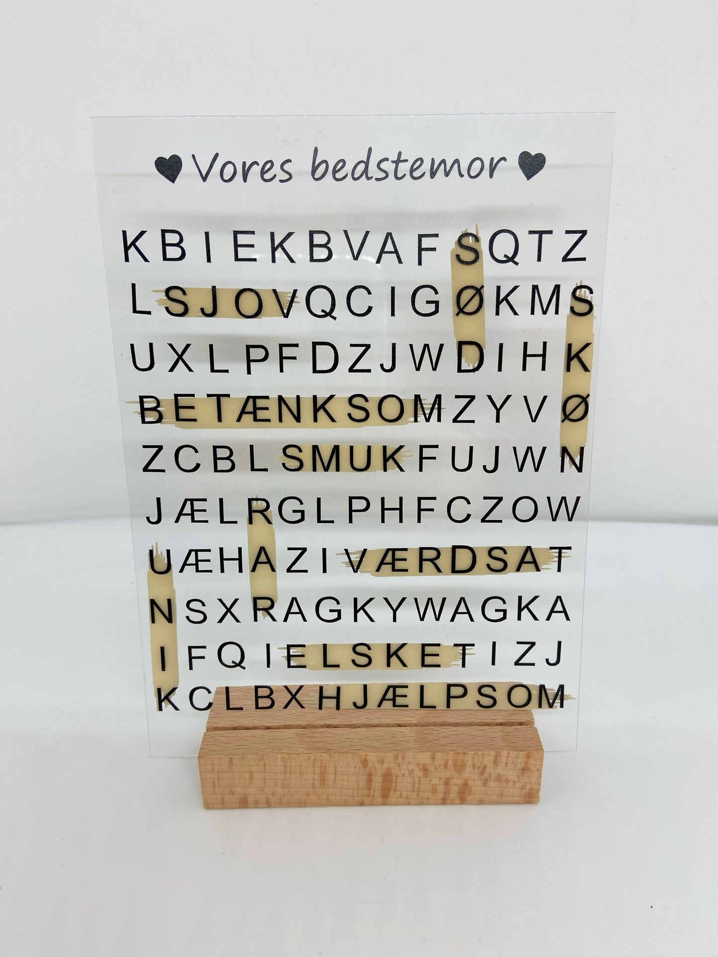 Vores bedstemor - akryl krydsordsskilt