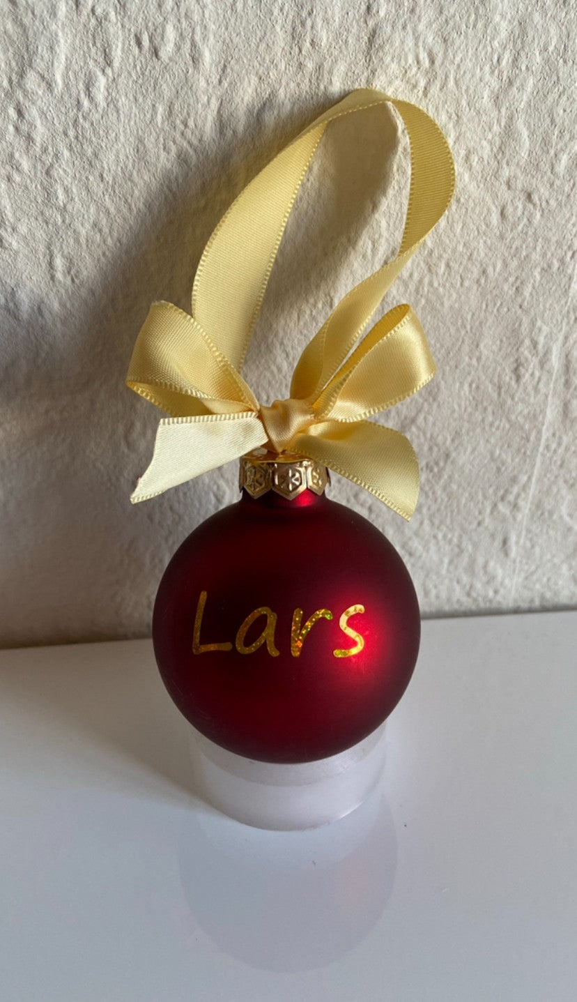 Personlig julekugle med navn