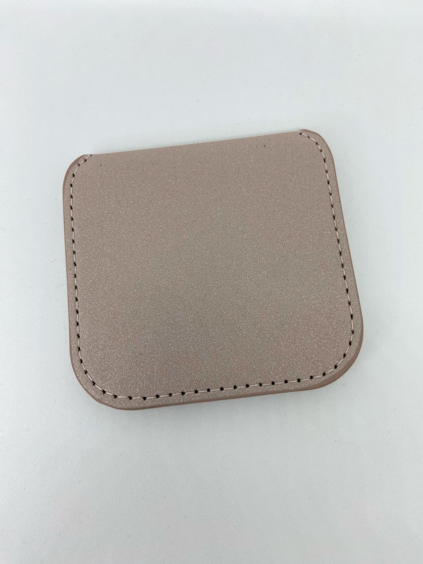 Beige spejl med glitter - personligt spejl med navn