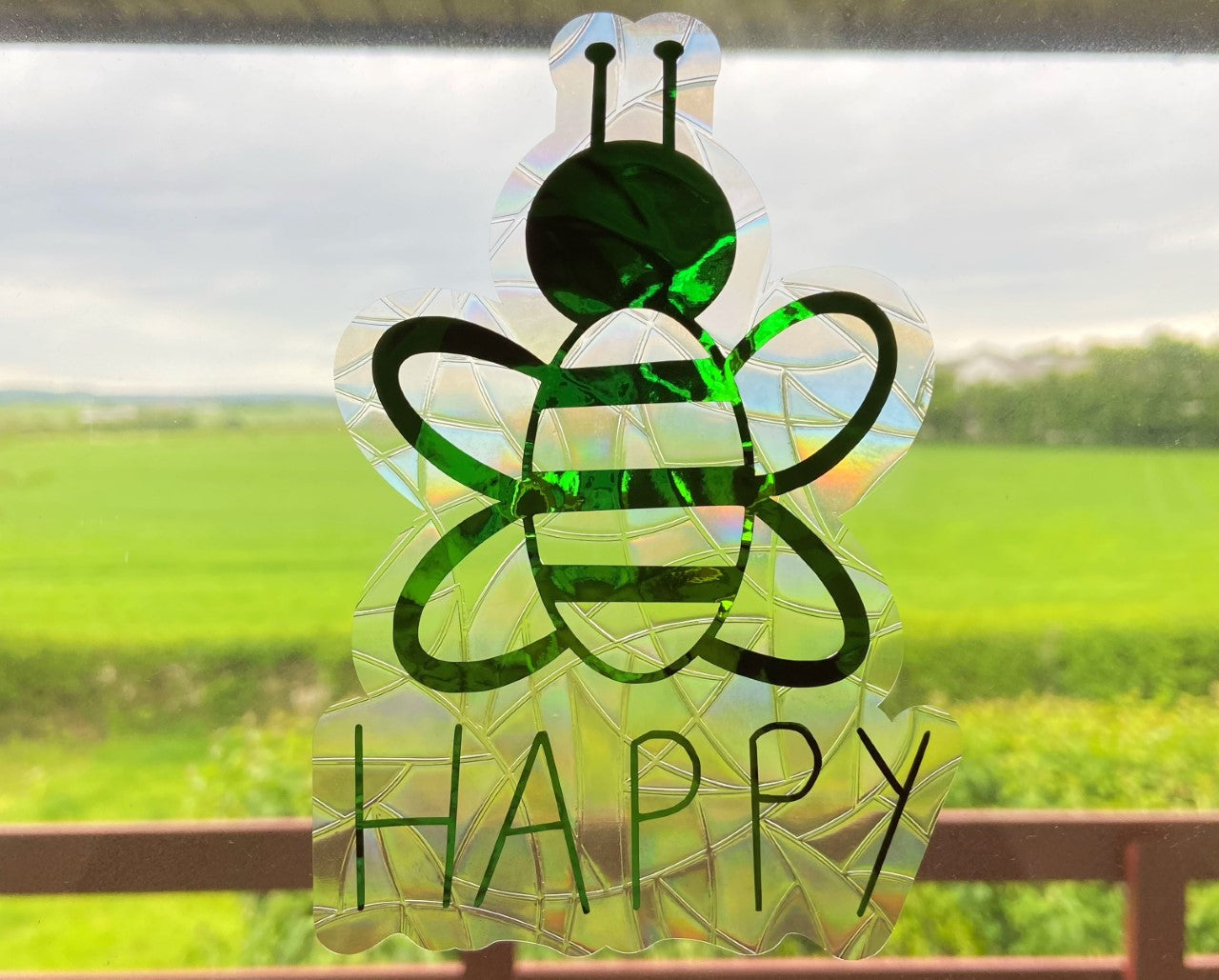 Bee Happy - solfanger klistermærke - suncatcher