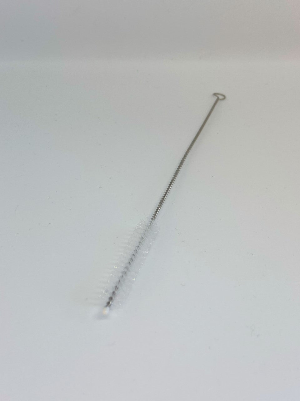 Dishwashing brush for straws